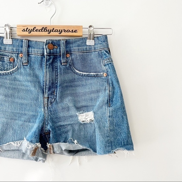 Madewell High-Rise Denim Shorts in Jordie Wash - Picture 4 of 12